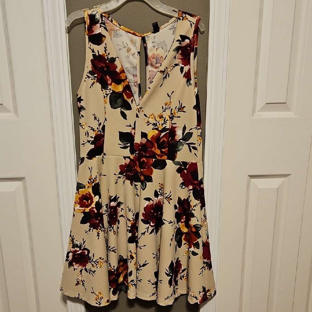 Dotted Floral Dress in Cream and Burgundy